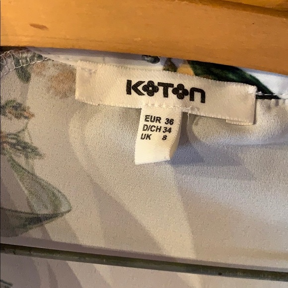 Koton Light Blouse - Picture 2 of 4